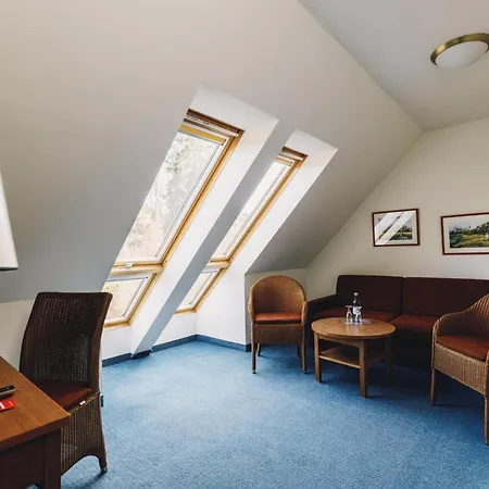 Seehotel Heidehof Отель Klein Nemerow