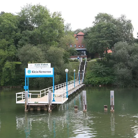 Seehotel Heidehof Klein Nemerow