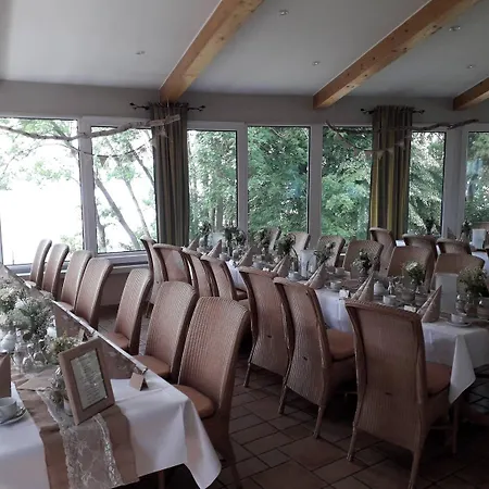 Отель Seehotel Heidehof Klein Nemerow