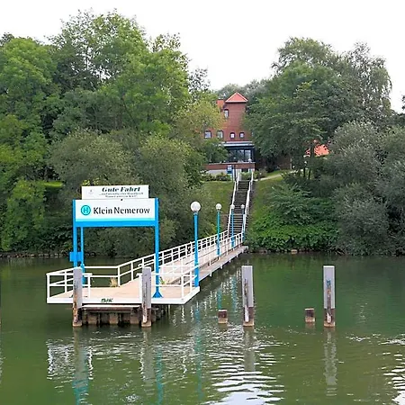 Seehotel Heidehof Otel Klein Nemerow