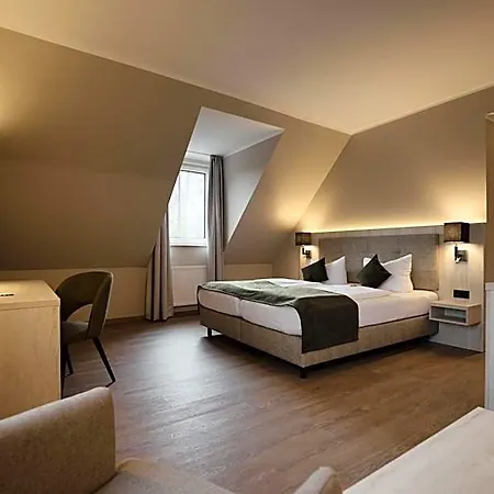Otel Seehotel Heidehof Klein Nemerow