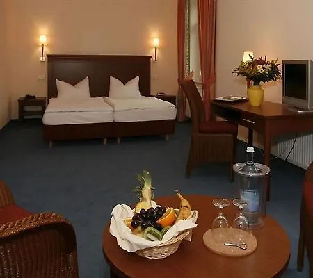 Seehotel Heidehof Klein Nemerow