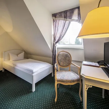 Seehotel Heidehof Otel 3*